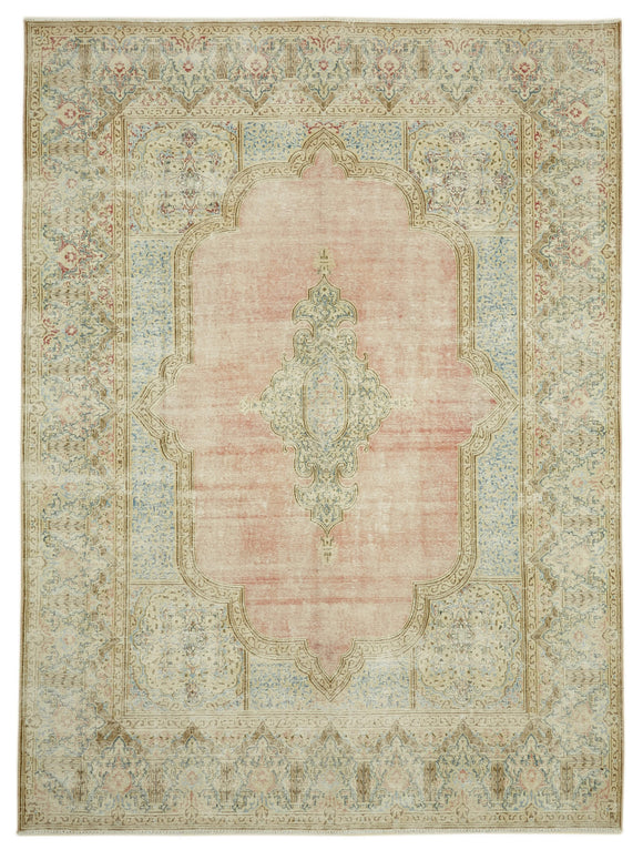 9' 6'' x 12' 10'' Persian Vintage Hand-Knotted Rug
