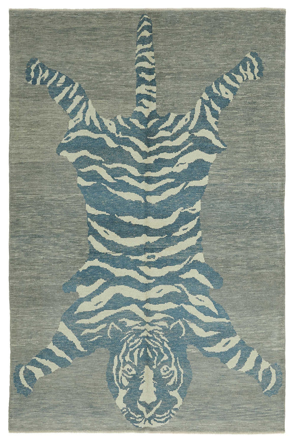 6' 11'' x 10' 6'' Handmade Tiger Rug