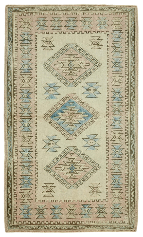 4' x 6' 11'' Handmade Anatolian Rug