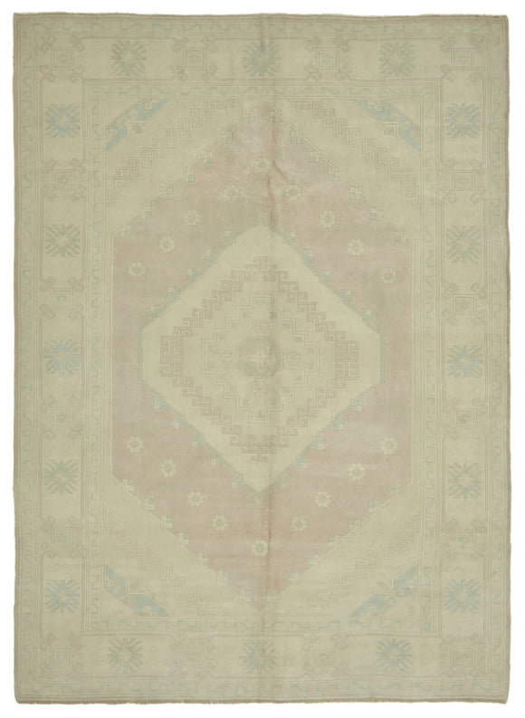 7' 2'' x 9' 8'' Handmade Anatolian Rug