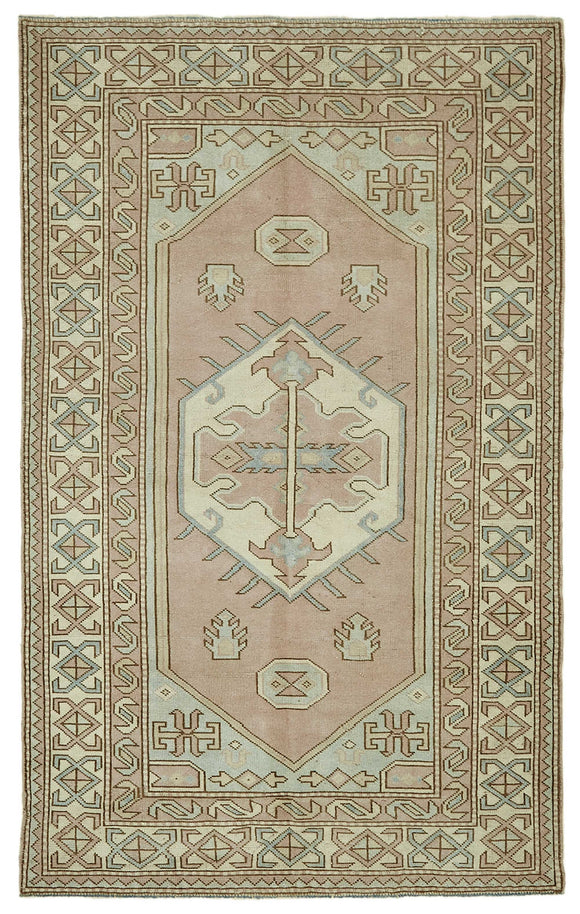 4' 9'' x 7' 8'' Handmade Anatolian Rug