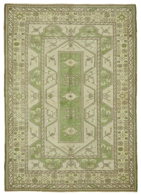 6' 9'' x 9' 5'' Handmade Anatolian Rug
