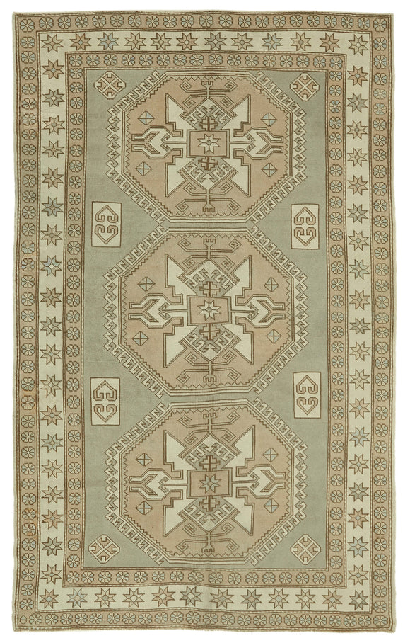 5' 10'' x 9' 3'' Handmade Anatolian Rug