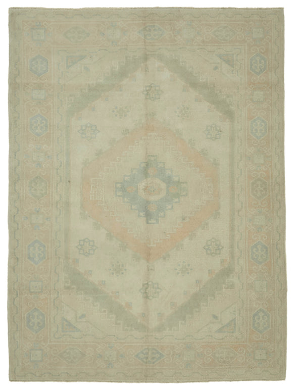 6' 5'' x 8' 9'' Handmade Anatolian Rug