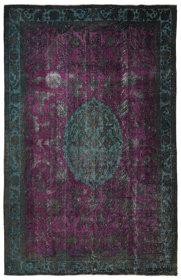 6' 9'' x 10' 8'' Turkish Hand Carved Rug